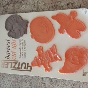 Hutzler Harvest Cup-Ups Cookie Cutters Orage Brown Turkey Thanksgiving